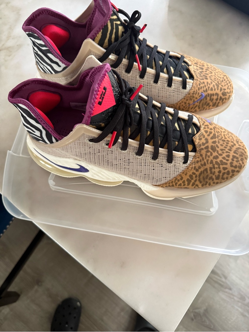 Nike LeBron James 19 Low Safari Size 12